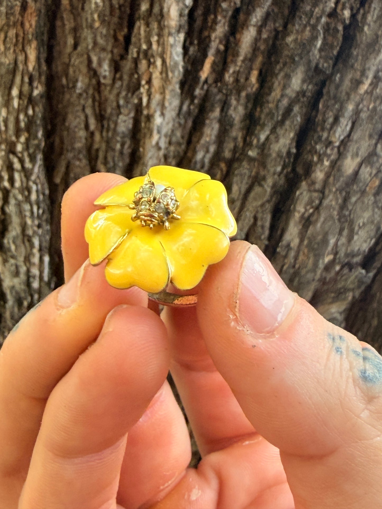 Yellow Enamel Flower Ring with Ladybug – Adjustable